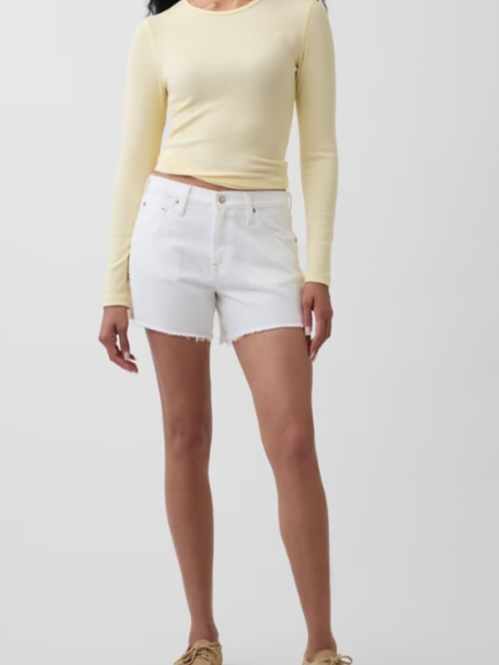 GAP White Denim Frayed Hem Jean Shorts Women’s Size 25R Casual Summer Mid Rise